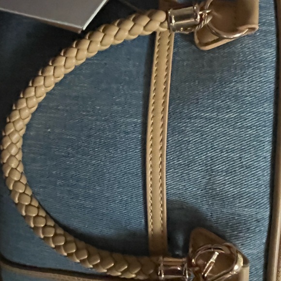 Denim handbag with tan outline. New by Miztique designer collection. Negotiable - Picture 6 of 6